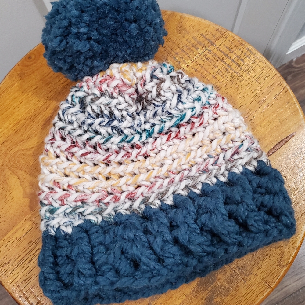 💗 Gorgeous Handmade Knit Hat 💗